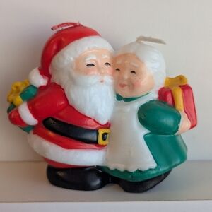 Avon Santa and Mrs. Claus Candle